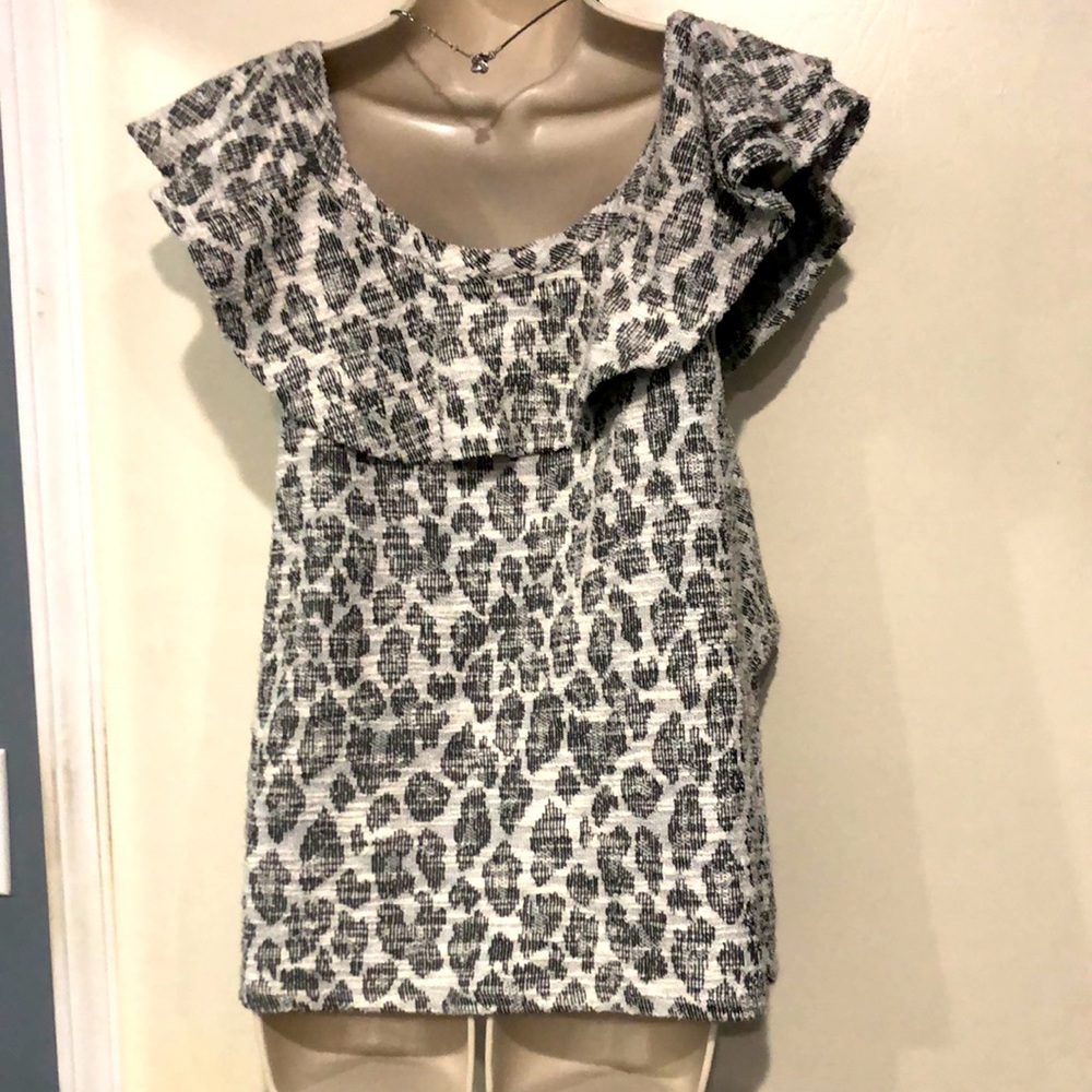 Anthropologie Dolan Savannah grey  ruffled blouse - Picture 12 of 15